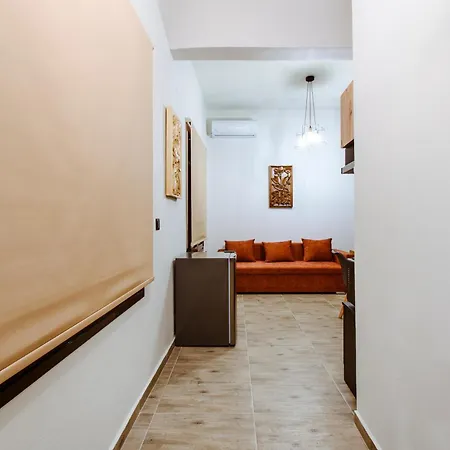 Krinis Apartment *
